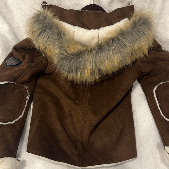 NWT Urban Republic Brown Faux Fur Hooded Jacket - Picture 4 of 7